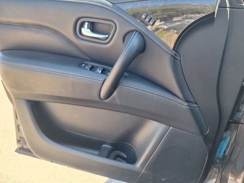 Used 2024 INFINITI QX80 Luxe image 20