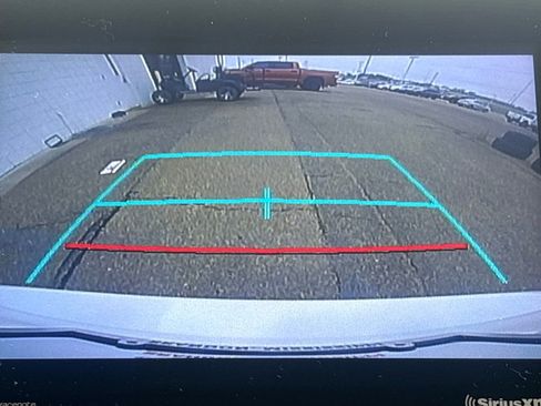 Used 2022 Toyota Camry LE image 11