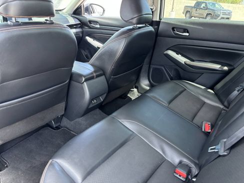 Certified 2021 Nissan Altima 2.5 SR FWD image 11