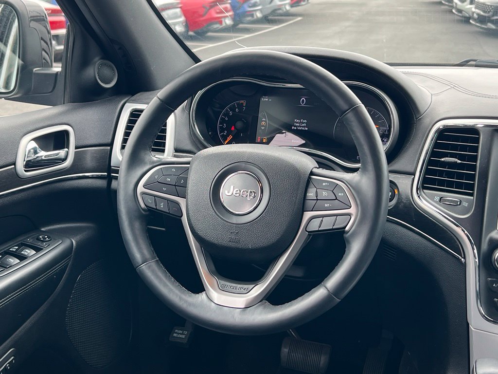 Used 2018 Jeep Grand Cherokee Limited AWD/4WD image 15