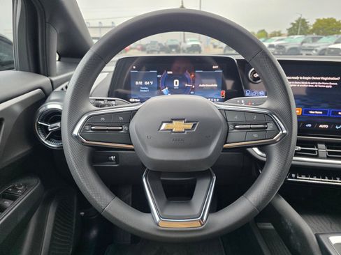 New 2026 Chevrolet Equinox EV LT w/ LPO, Blackout Package image 28