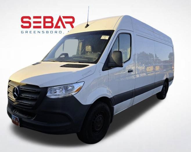 Used 2025 Mercedes-Benz Sprinter 2500 image 1