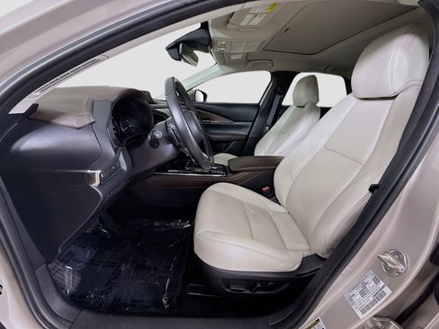 Used 2022 MAZDA CX-30 AWD 2.5 S w/ Premium Package image 22