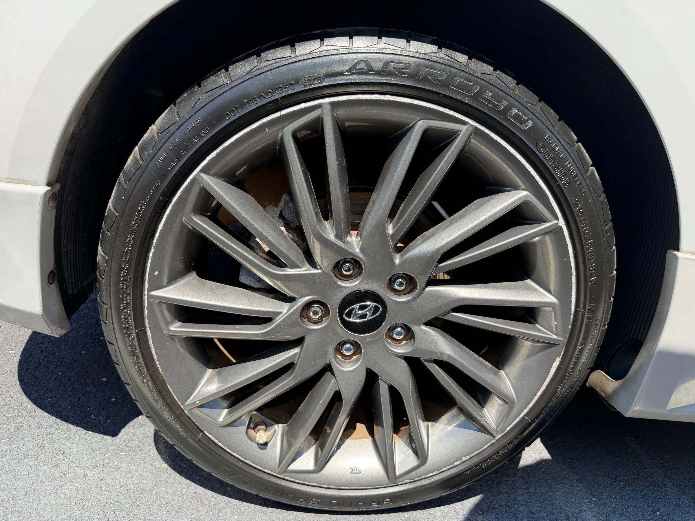 Used 2013 Hyundai Veloster RE:MIX Edition FWD image 35