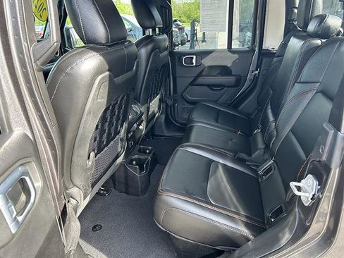 Used 2021 Jeep Gladiator Mojave AWD/4WD image 31