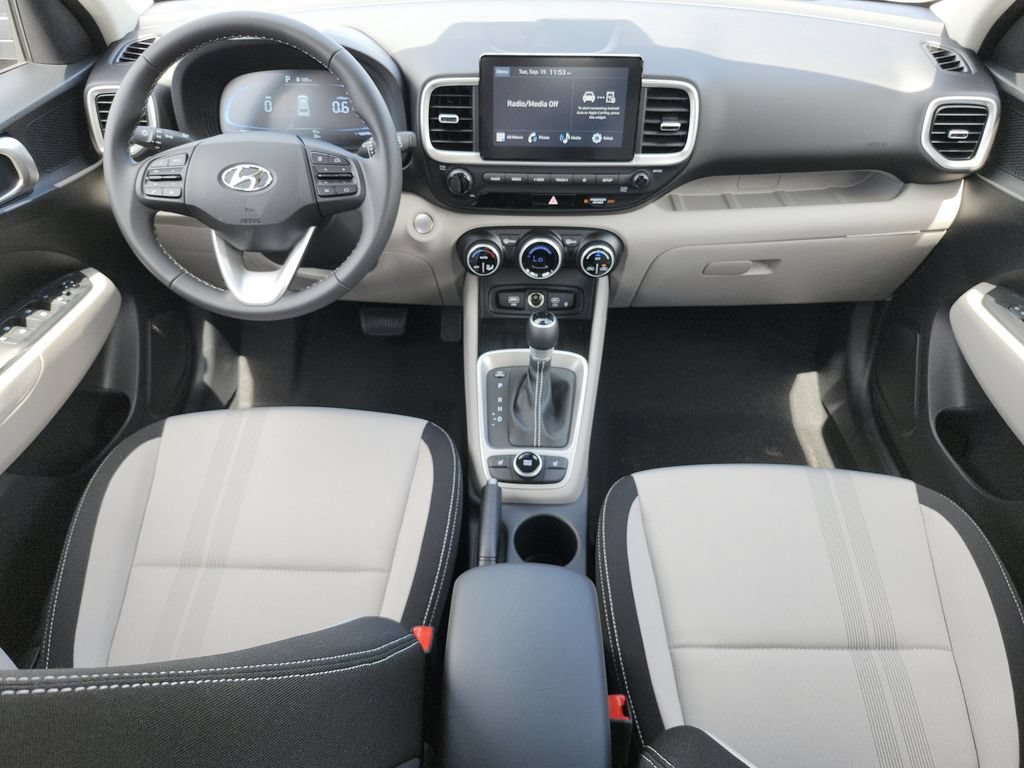 New 2026 Hyundai Venue SEL FWD image 17