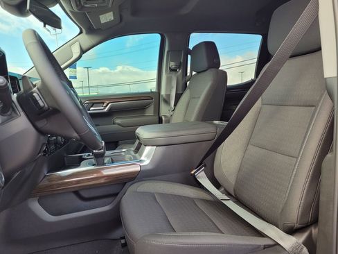 New 2025 Chevrolet Silverado 1500 LT w/ Safety Package image 15