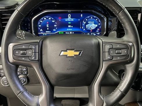Used 2023 Chevrolet Silverado 1500 High Country w/ High Country Premium Package AWD/4WD image 23