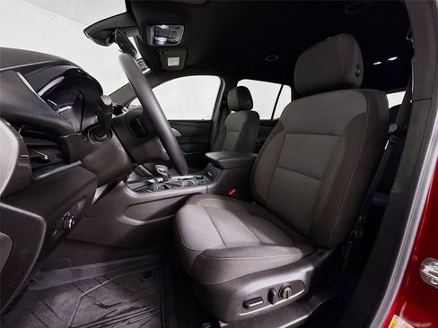 Used 2023 Chevrolet Traverse LT w/ LPO, Floor Liner Package image 20