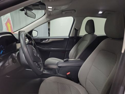 Used 2021 Ford Escape SE w/ SE Sport Appearance Package AWD/4WD image 13