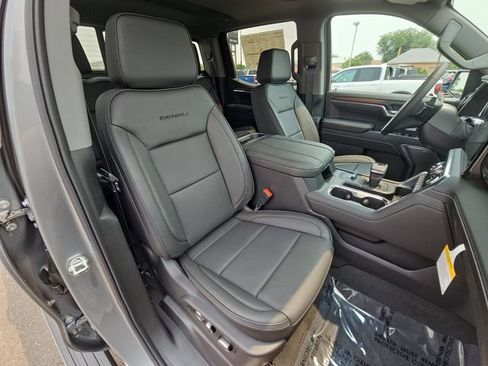 New 2026 GMC Sierra 1500 Denali w/ Denali Reserve Package AWD/4WD image 18