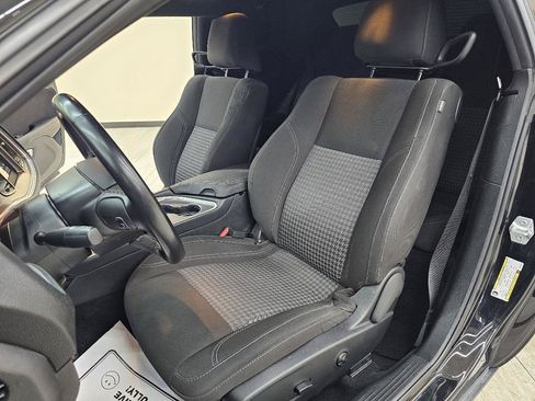 Used 2021 Dodge Challenger SXT RWD image 15