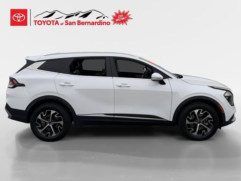 Used 2023 Kia Sportage EX image 6