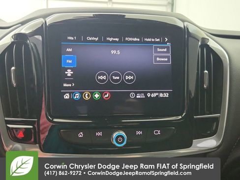 Used 2020 Chevrolet Traverse LT w/ Driver Confidence II Package AWD/4WD image 24