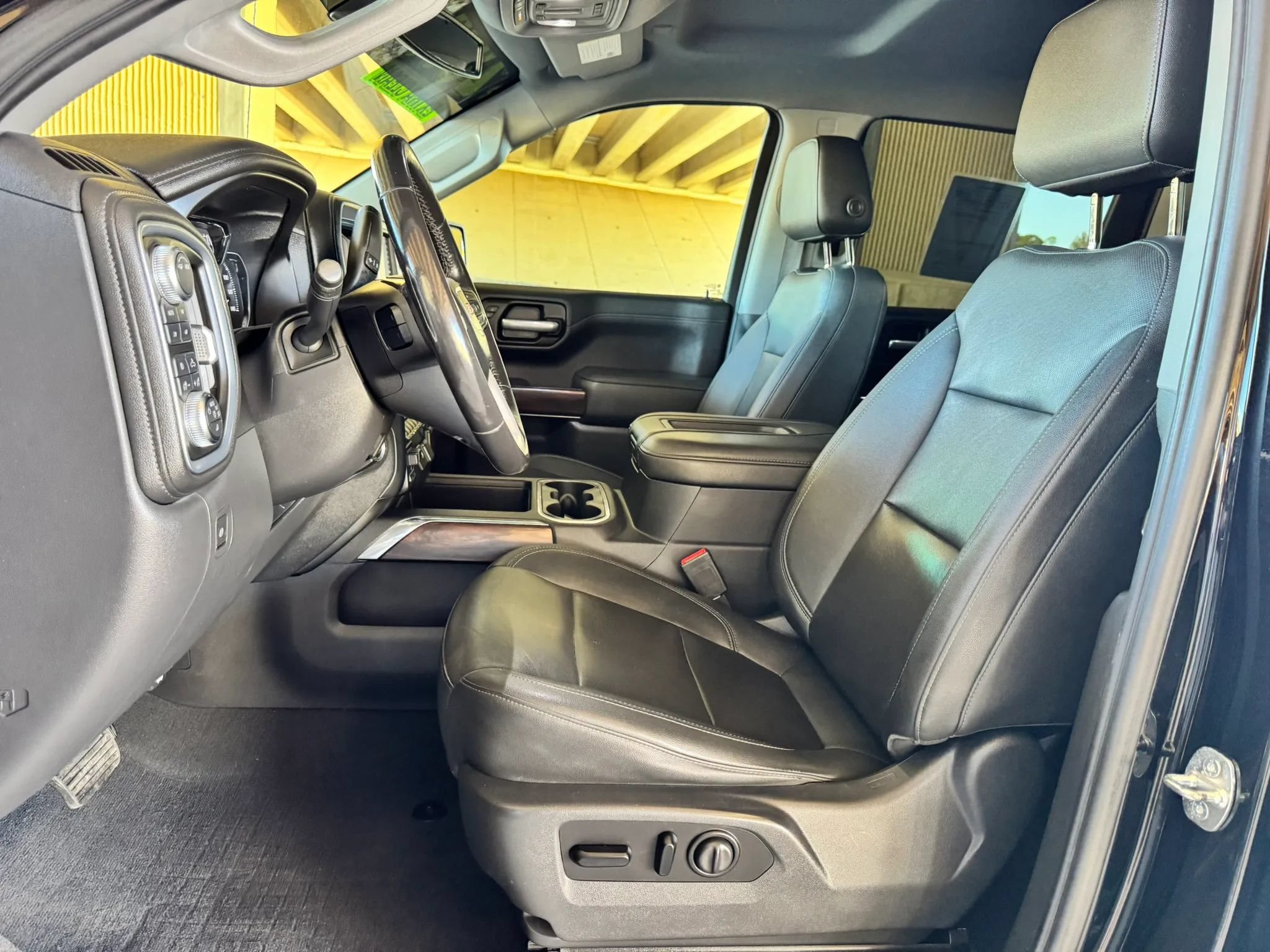 Used 2021 GMC Sierra 1500 SLT AWD/4WD image 13