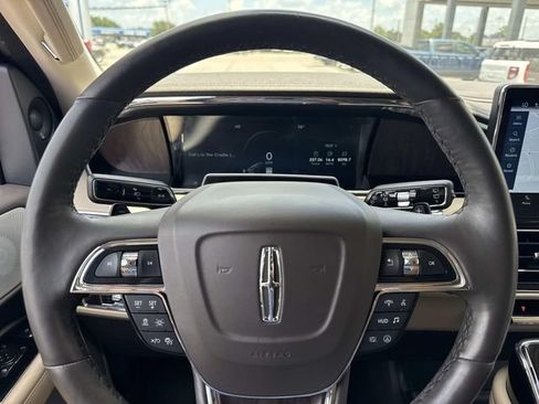 Used 2023 Lincoln Navigator L Reserve AWD/4WD image 30
