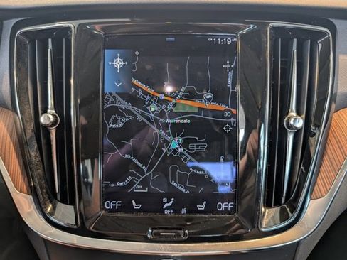 Used 2022 Volvo S60 B5 Inscription image 20