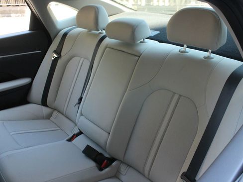 Used 2025 Hyundai Sonata SEL FWD image 17