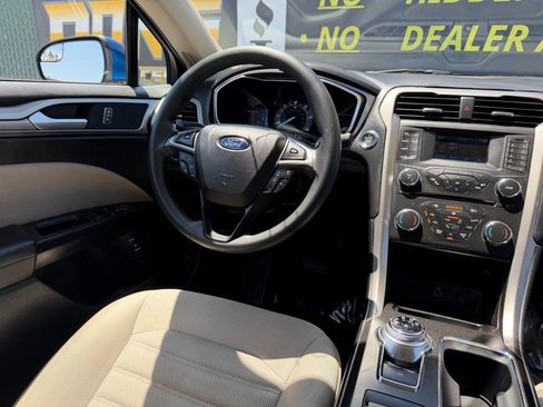 Used 2017 Ford Fusion S FWD image 23