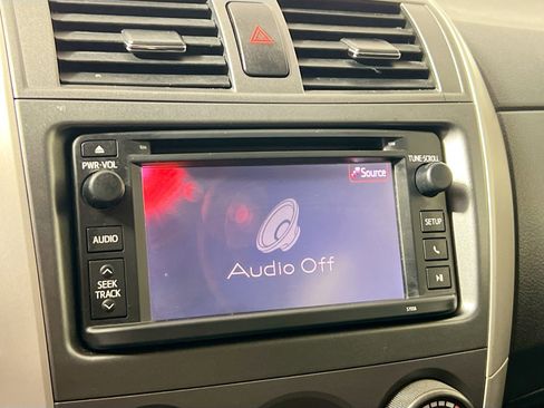 Used 2013 Toyota Corolla S FWD image 27
