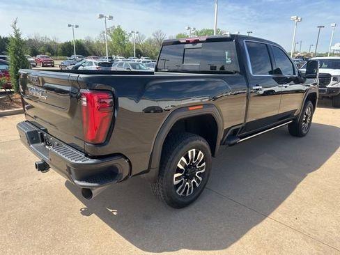 Used 2025 GMC Sierra 2500 Denali Ultimate w/ Max Trailering Package AWD/4WD image 7