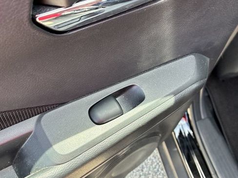 Used 2024 Nissan Kicks SV FWD image 24