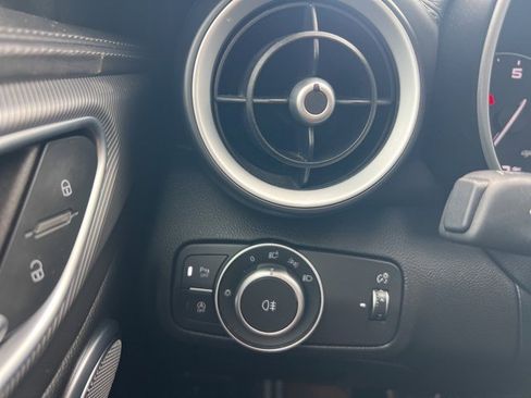 Used 2022 Alfa Romeo Giulia Veloce image 14