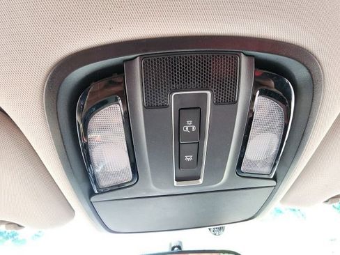 Used 2019 Kia Sorento S FWD image 25