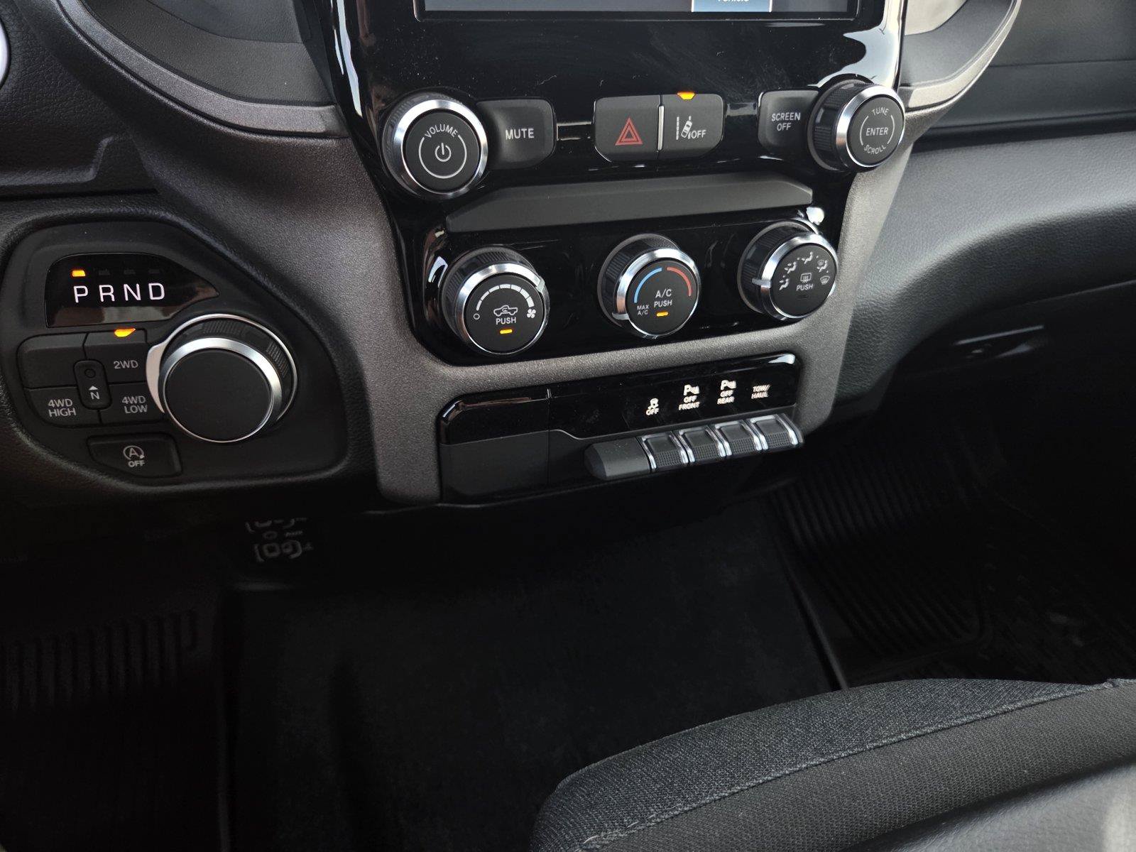 New 2026 RAM 1500 Tradesman AWD/4WD image 12
