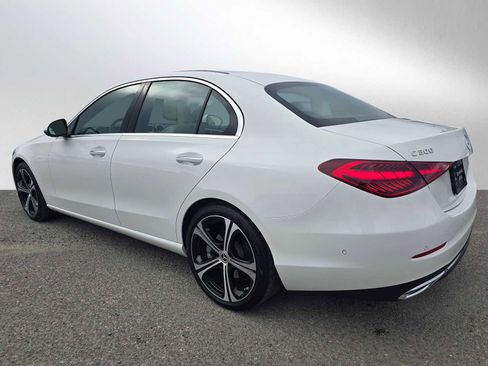 Used 2025 Mercedes-Benz C 300 Sedan image 3
