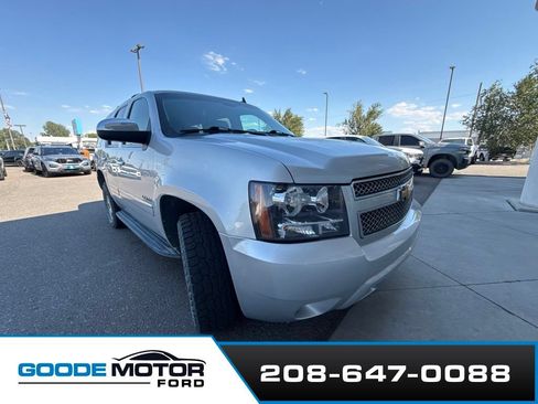 Used 2013 Chevrolet Tahoe LTZ AWD/4WD image 7