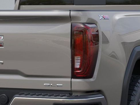 New 2026 GMC Sierra 2500 SLE w/ SLE Value Package; AWD/4WD image 11
