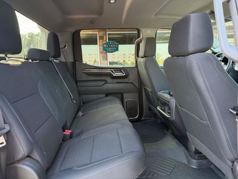 Used 2024 Chevrolet Silverado 1500 RST AWD/4WD image 19