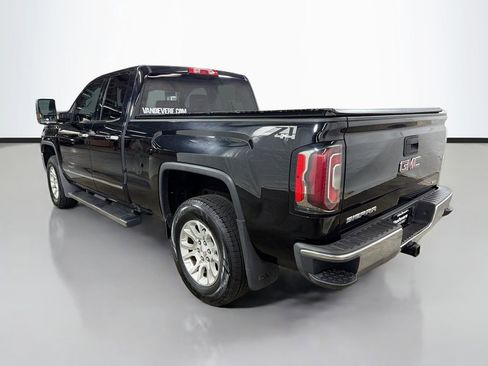 Used 2017 GMC Sierra 1500 SLT w/ SLT Premium Package AWD/4WD image 7