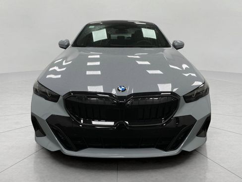 New 2026 BMW 540i xDrive image 10