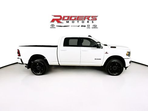 Used 2024 RAM 2500 Big Horn w/ Night Edition image 9