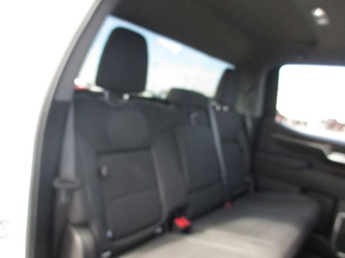 Used 2025 GMC Sierra 1500 Elevation image 20