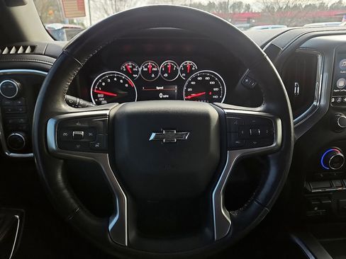 Used 2021 Chevrolet Silverado 1500 RST image 18