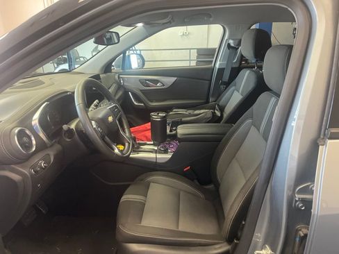 Used 2024 Chevrolet Blazer LT w/ Convenience Package FWD image 4
