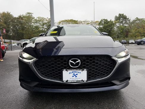 Used 2019 MAZDA MAZDA3 Sedan image 9