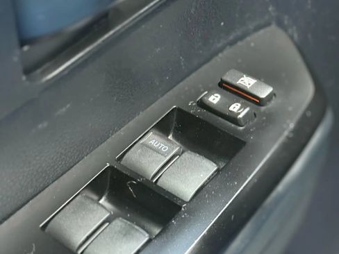 Used 2014 Toyota Tundra SR image 29