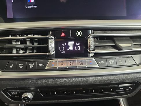 Used 2019 BMW 330i xDrive Sedan w/ Convenience Package AWD/4WD image 26