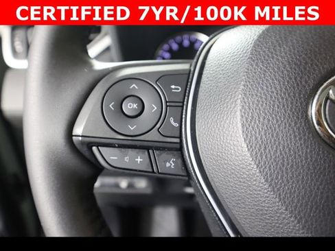 Used 2020 Toyota RAV4 XLE Premium image 25