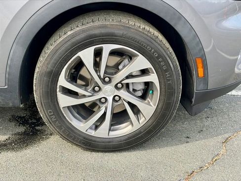 Used 2021 Buick Envision Essence w/ Technology Package I image 32