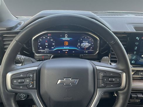 Used 2024 Chevrolet Silverado 1500 RST image 10