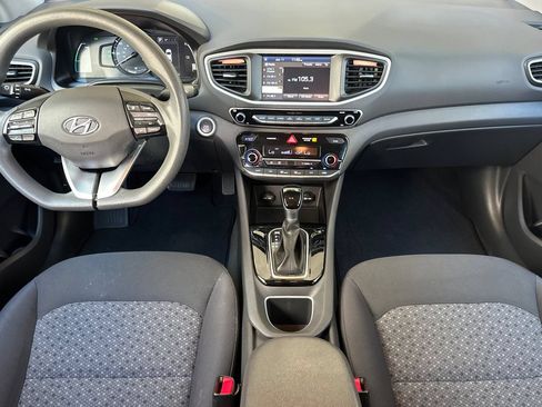 Used 2018 Hyundai Ioniq Blue FWD image 15