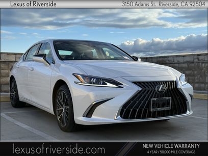 New 2025 Lexus ES 350 w/ Premium Package