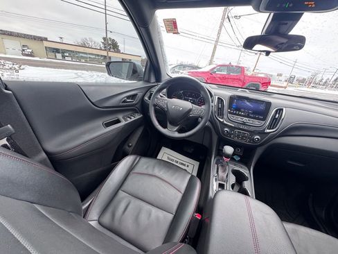Used 2024 Chevrolet Equinox RS w/ RS Leather Package image 25