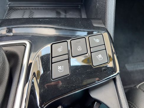 Used 2025 Kia Sportage X-Pro Prestige AWD/4WD image 24