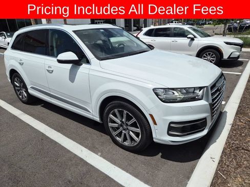 Used 2019 Audi Q7 3.0T Premium Plus w/ Premium Plus Package AWD/4WD image 2
